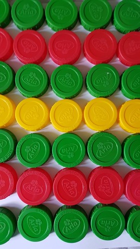 Assorted arla plastic - 35,